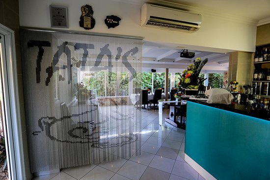 Tata's Cafe