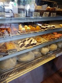 Leabrook Bakery - Internet Find