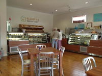 Elliott's Bakery  Cafe - Petrol Stations