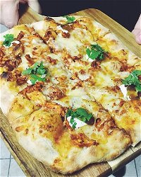 The Bay Pizzaria - Internet Find