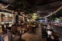 Bungalow Bar and Restaurant - Internet Find