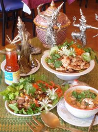 Kin Kao Thai Restaurant  take away Robina - Renee