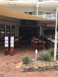 Little Humid Restaurant - Internet Find