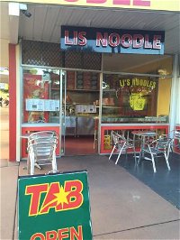 Li's Noodles - Internet Find