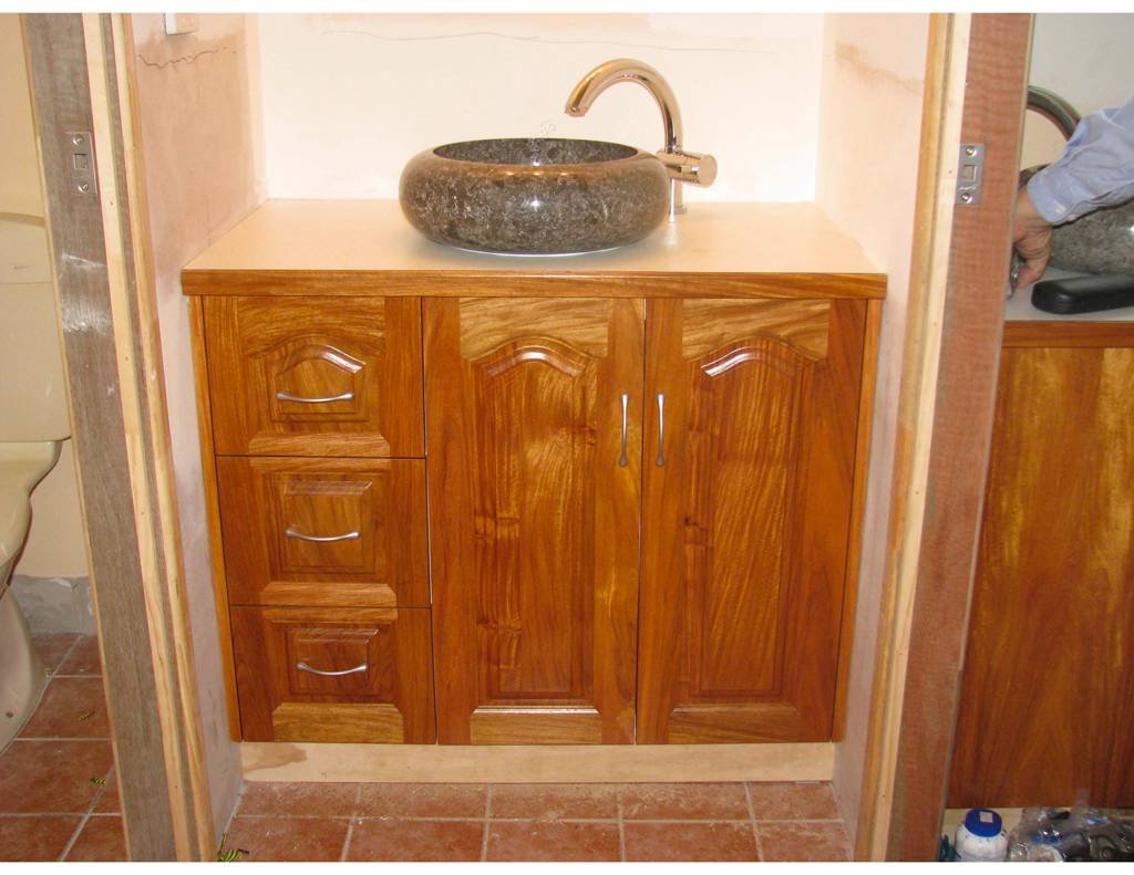 Johnny Gs Custom Cabinets - Click Find