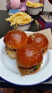 Burger Burger - Click Find