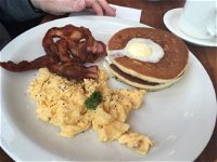 The Pancake Parlour - Click Find