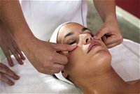 Unique Touch Beauty  Massage - DBD