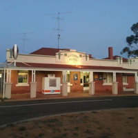 Watchem Hotel - Suburb Australia