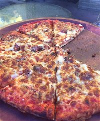 Hornsby Heights Pizzeria - Internet Find