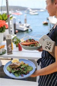 The Boathouse Balmoral Beach - Click Find
