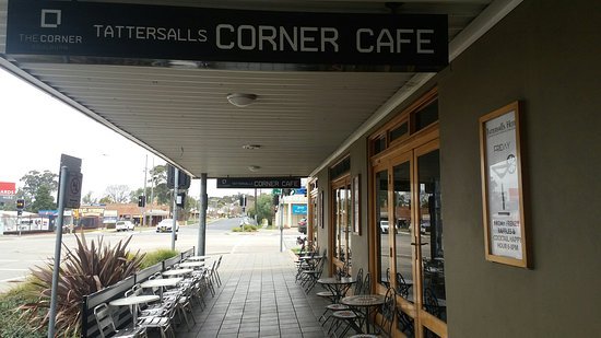 The Corner Cafe -Tatts Pub