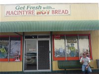 MacIntyre Hot Bread Shop - Internet Find