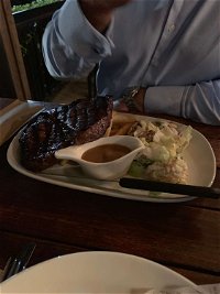 Browns Plains Hotel - Road House Grill - Adwords Guide
