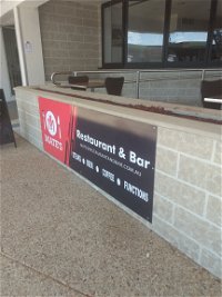 Mate's Restaurant  Bar - Internet Find