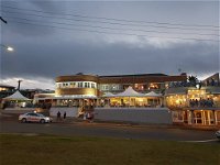 The Beach Hotel Merewether - Click Find