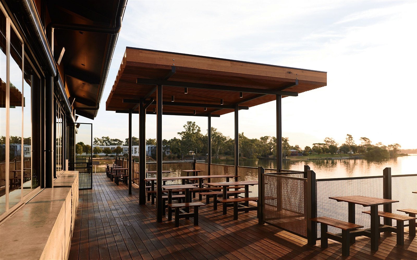 Nagambie Brewery And Distillery - thumb 1