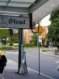 The Bread Hound - Click Find
