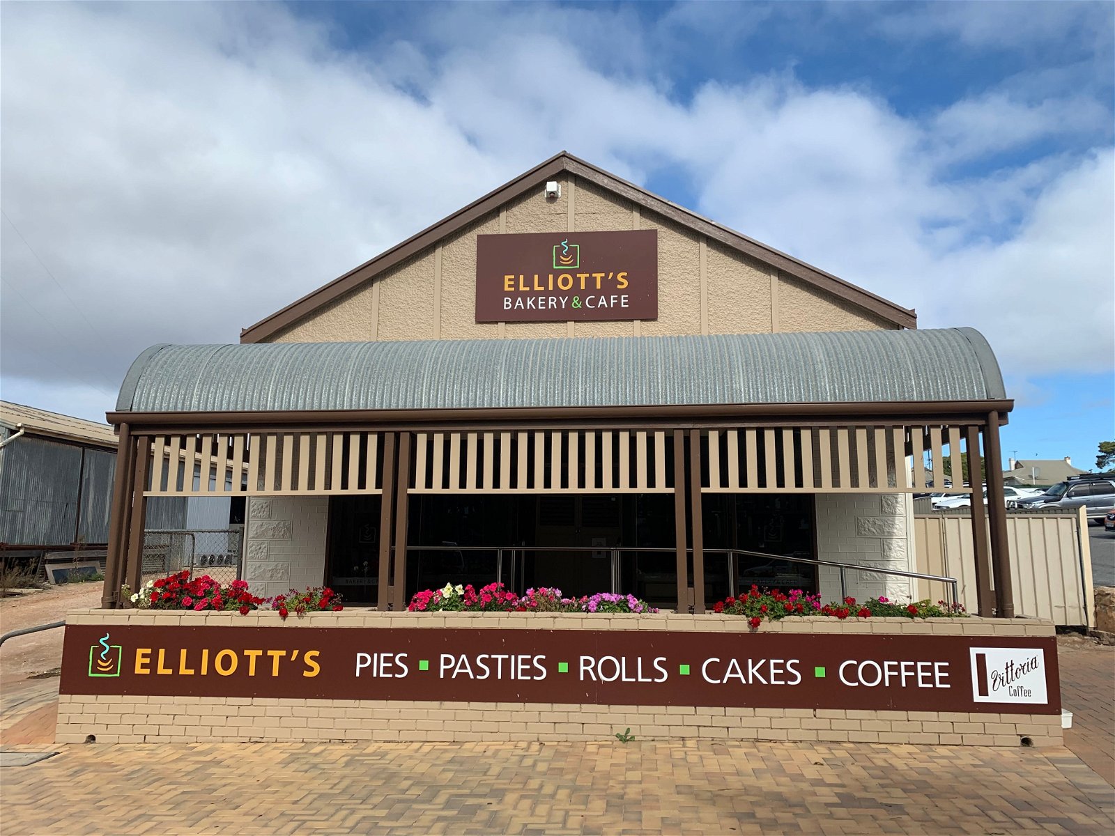 Elliott's Bakery  Cafe