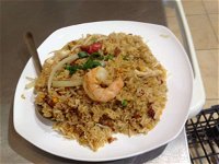 Heng's Asian Cuisine Restaurant - Renee