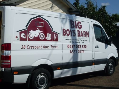 Big Boys Barn - Suburb Australia