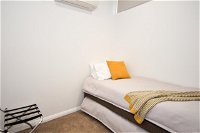 Loxton Courthouse Apartments - Internet Find