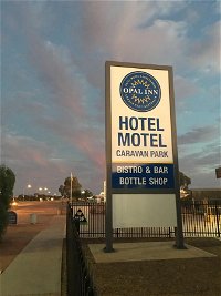 Opal Inn Hotel Motel Caravan Park - Internet Find