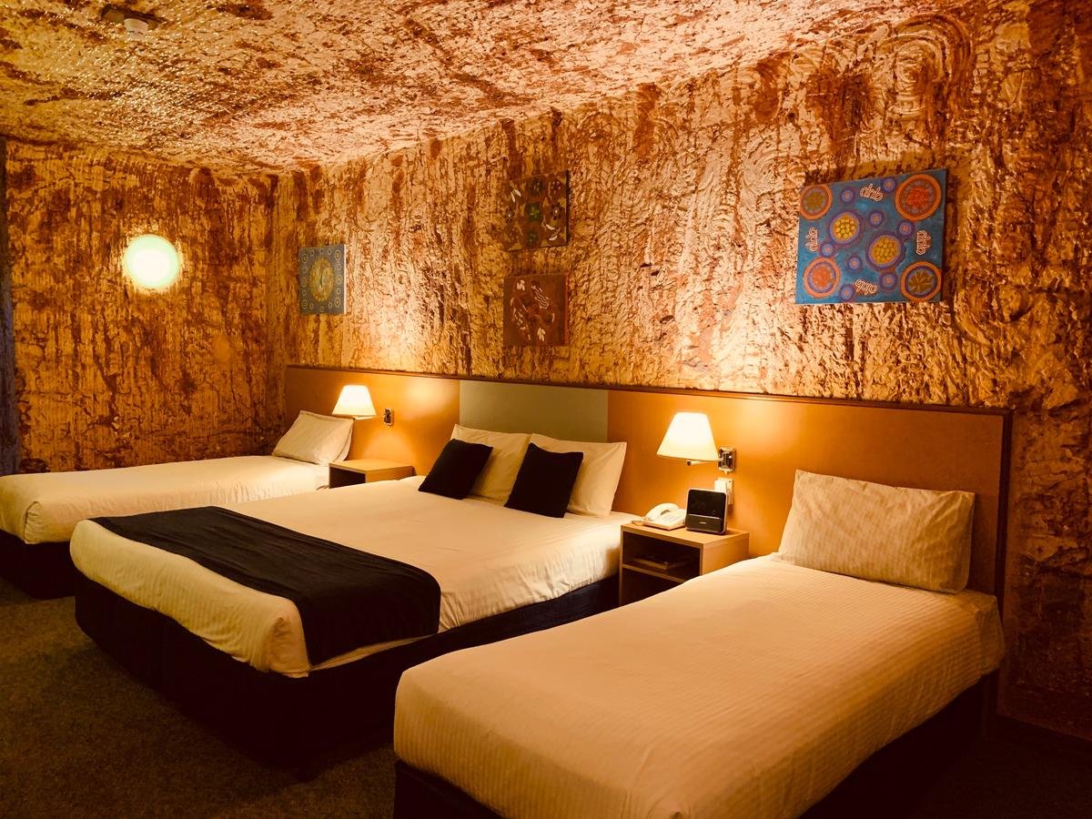 Desert Cave Hotel - thumb 33