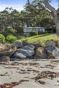 Summertime Cottage - Australian Directory