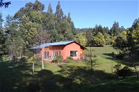 Whispering Spirit Holiday Cottages  Mini Ponies - Australian Directory