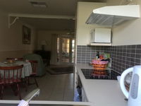 A Victor Harbour Retreat Aldinga Tony's Music Cottage - Seniors Australia