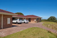 API Preston Beach Front Apartments - Click Find