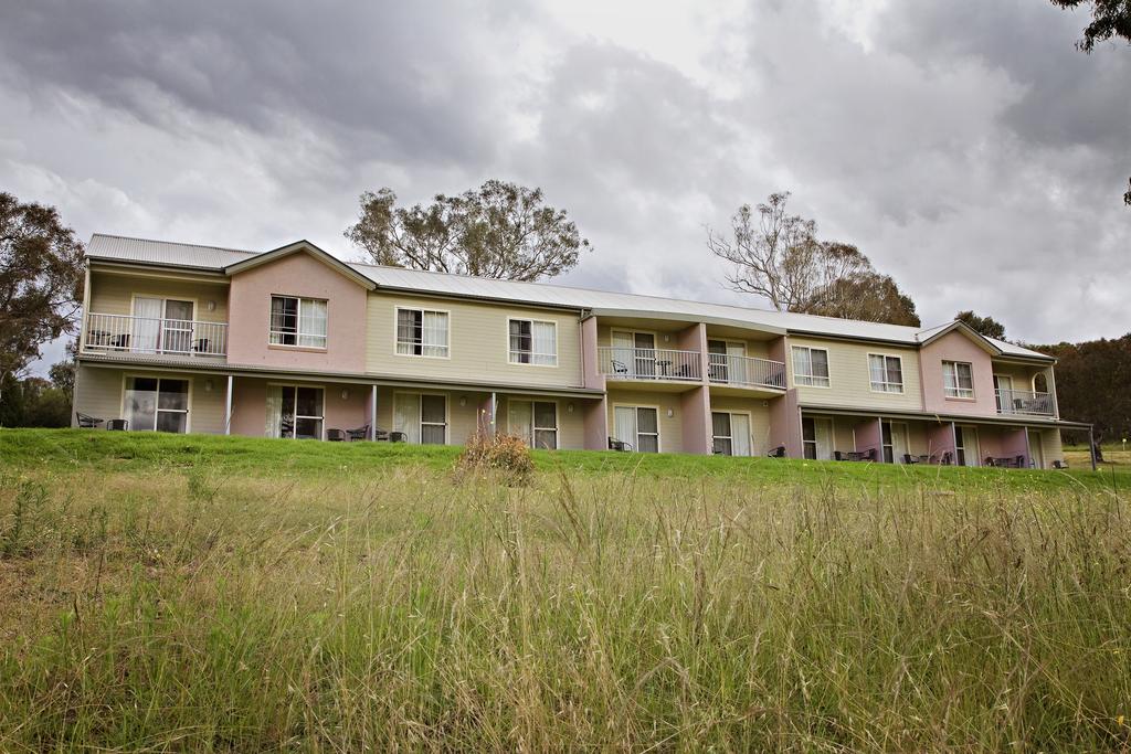 Georges Plains NSW Click Find