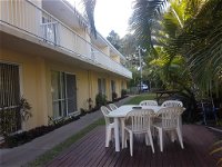 Bayshores Holiday Apartments - Internet Find