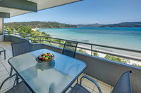 Beachfront Hamilton Island - Seniors Australia