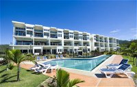 Beachside Magnetic Harbour Apartments - Internet Find