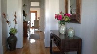 Book Keepers Cottage - Australian Directory