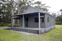 Brodribb River Rainforest Cabins - Cabin 3 - Seniors Australia