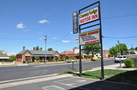 Country Lodge Motor Inn - Petrol Stations