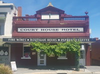 Courthouse Hotel - Seniors Australia