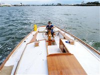 Cruising Yacht in Marina - Adwords Guide