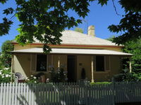 Dalton Cottage - Australian Directory