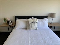 Delicate and Peaceful Bundoora Townhouse 11-R3 - Internet Find
