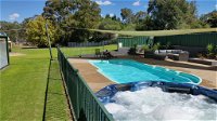 Early Settlers Motel Tocumwal - Click Find