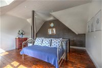 Evanslea Luxury Boutique Accommodation - Click Find