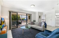 Family-Size Duplex in Quiet Neighbourhood - Seniors Australia