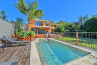 Flynns Beach Retreat - Australian Directory