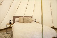 Goldfield Glamping - Click Find