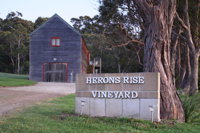 Herons Rise Vineyard Accommodation - Adwords Guide