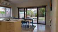 Homely Getaways - Eighth Street Mildura - Internet Find